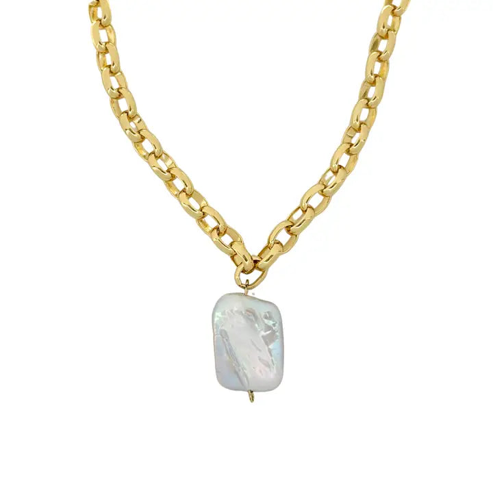 Bold Pearl Necklace