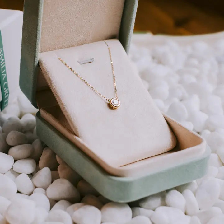 Bezel Solitaire Round Necklace in Yellow Gold 0.5 Carats